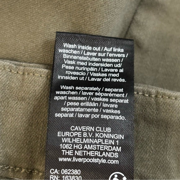 LIVERPOOL Los Angeles Gia Glider Pull-On High Rise Crop Pants Size 29