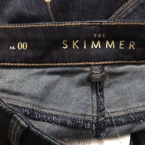 *NEW* WHITE HOUSE BLACK MARKET The Skimmer Denim Dark Wash