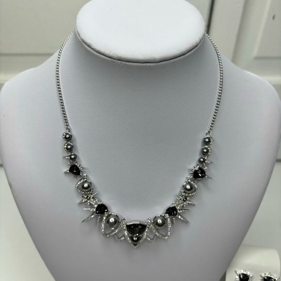 *NEW* SWAROVSKI Sign Fantastic Floral Spike Rhodium Plated Necklace & Earring Set