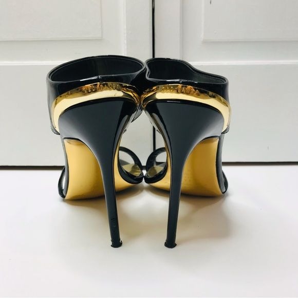 TED BAKER Chablise Black Sandals Size 9.5