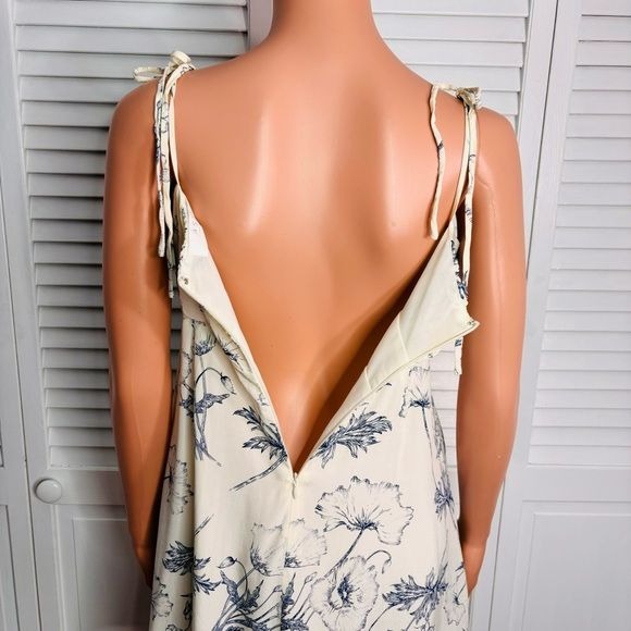 ASTR Mon Cherri Floral Print Tie Shoulder Minidress Size Medium