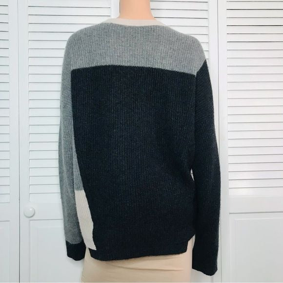 360 CASHMERE Colorblock Sweater Size M