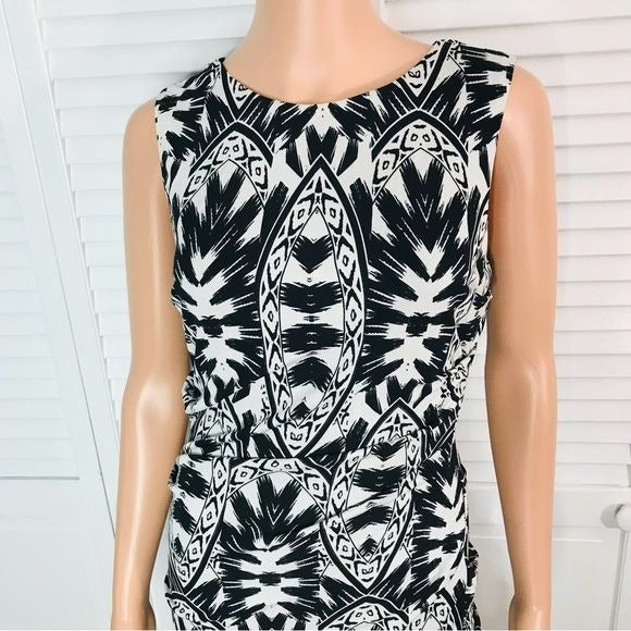 *NEW* NICOLE MILLER White Black Aztec Print Sleeveless Size L