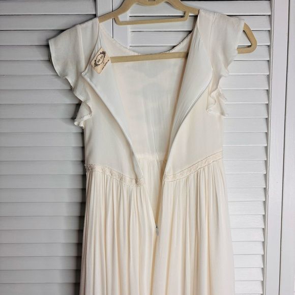 JOYFOLIE Cream Cassia Dress Size 8