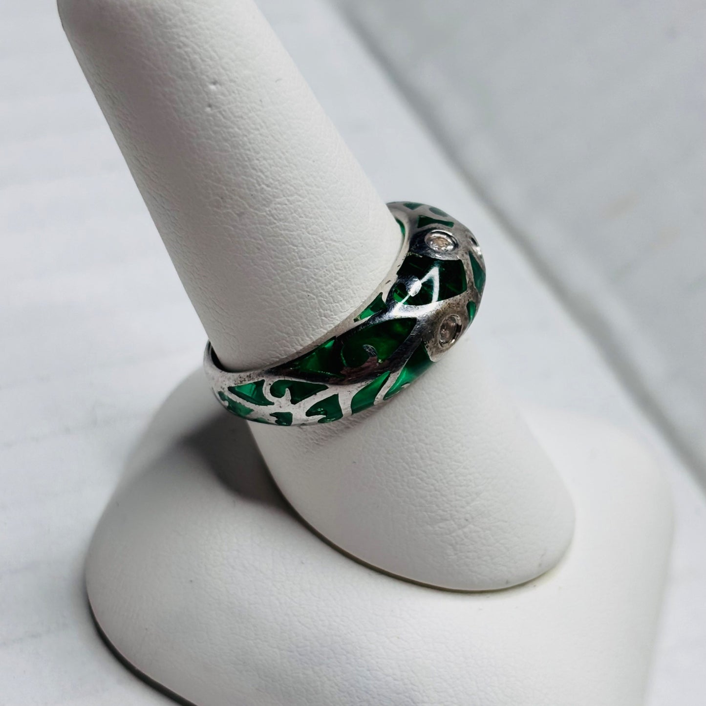 Vintage Sterling Silver Green Glass and Diamonique Stone Ring Size 8