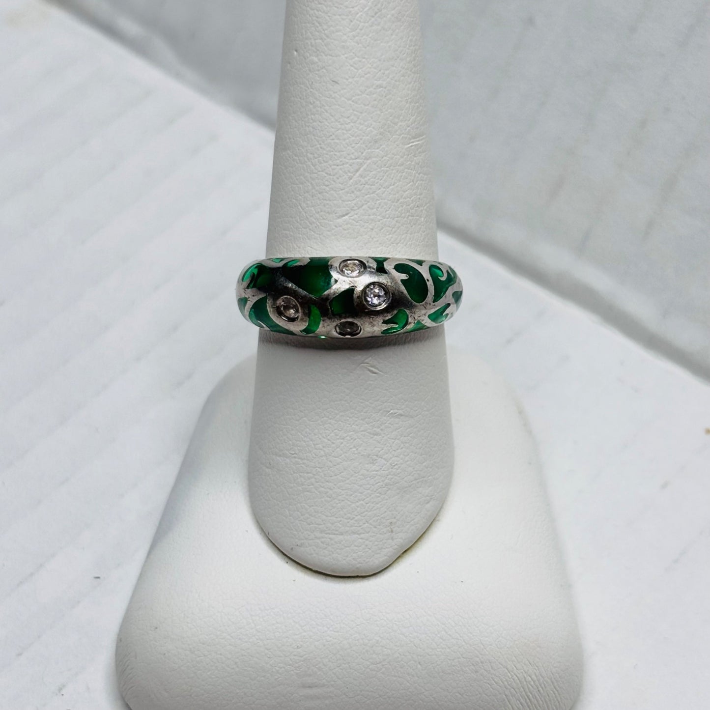 Vintage Sterling Silver Green Glass and Diamonique Stone Ring Size 8