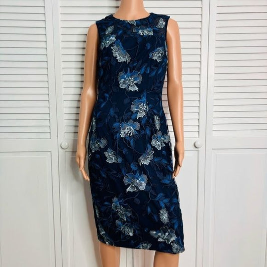 *NEW* WHITE HOUSE BLACK MARKET Embroidered Blue Floral Sheath Dress Size 4