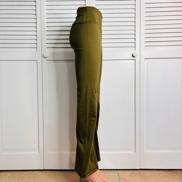 *NEW* AMERICAN EAGLE The Everything High-Waisted Green Flare Legging Size Small