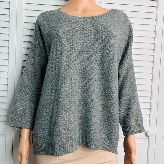 NEW YORK & COMPANY SoHo Gray Metallic Sweater Size Medium