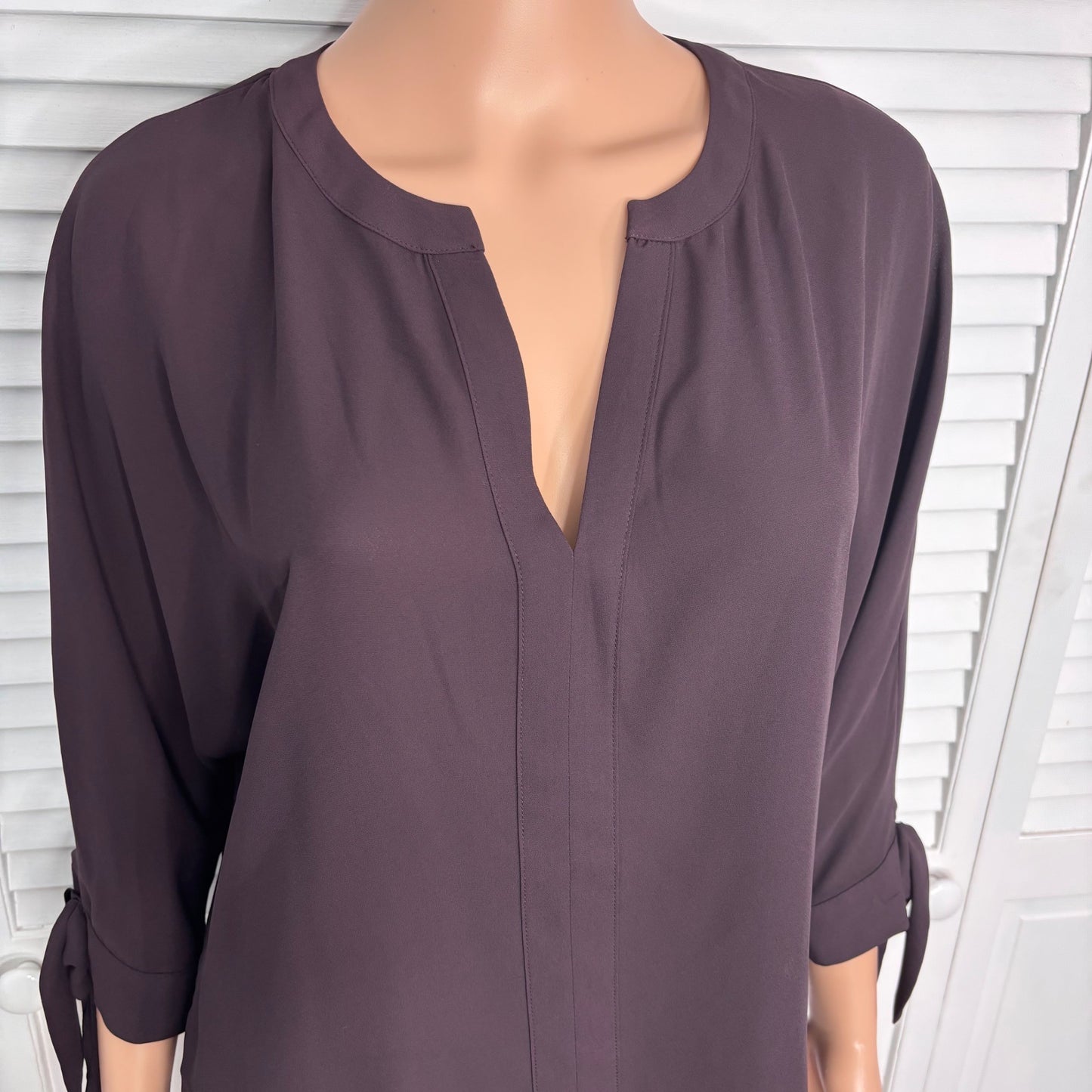 NEW 7TH AVENUE By New York & Company Purple V-Neck Blouse Size Medium