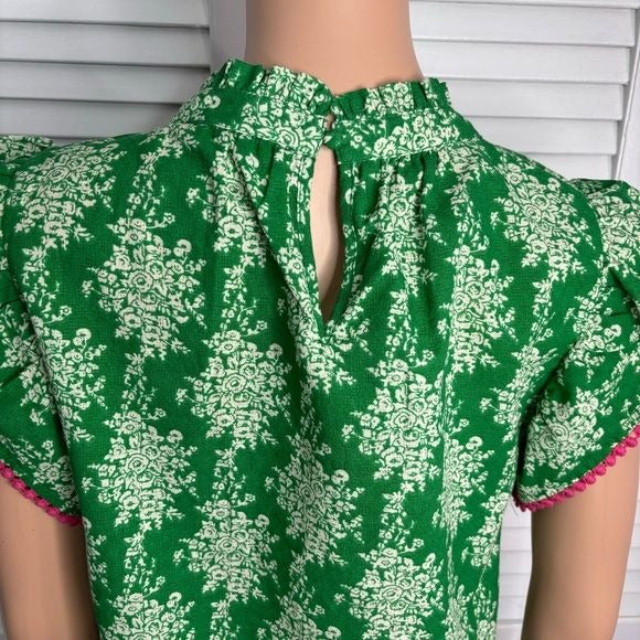 THML Green Pink Floral Ruffled Cap Sleeve Blouse Size Small