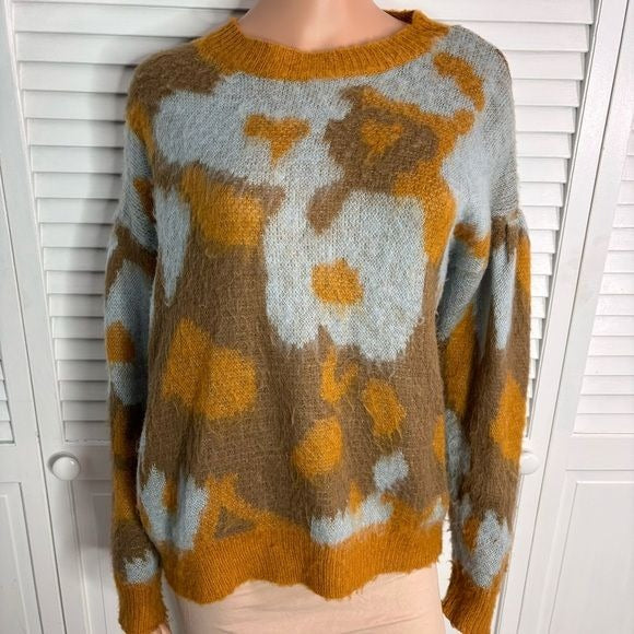 WOVEN HEART Brown and Blue Crew Neck Acrylic Sweater Size Medium