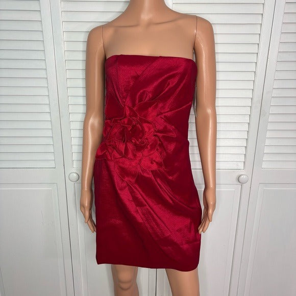 New ALYN PAIGE Strapless Dress in Red Size 9/10