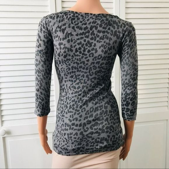 MICHAEL STARS Silver Black Animal Print V-Neck 3/4 Sleeve Shirt