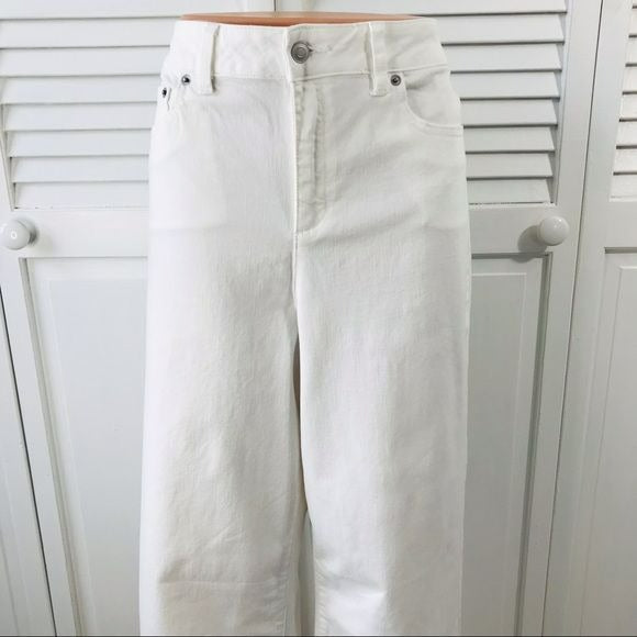CHELSEA & VIOLET White Marbella Crop Jeans Size 31 *NWT*