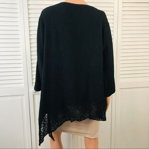 JM COLLECTION Black Asymmetrical Crinkle Crochet Hem Blouse Size 3X