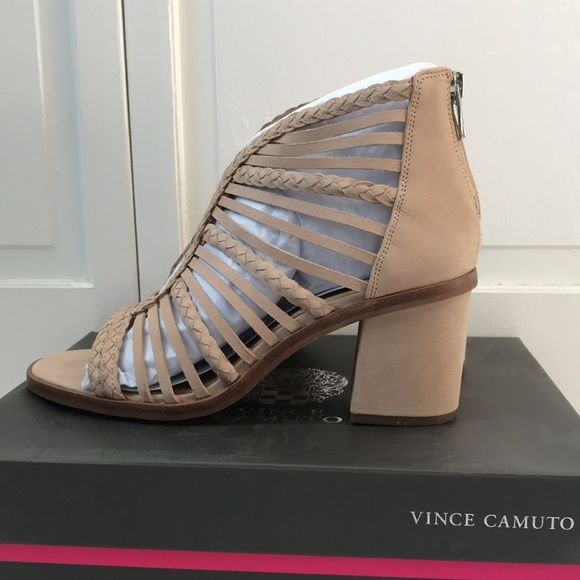 VINCE CAMUTO Beige Kestal Bohemian Cage Sandal Size 8.5M (new in box)