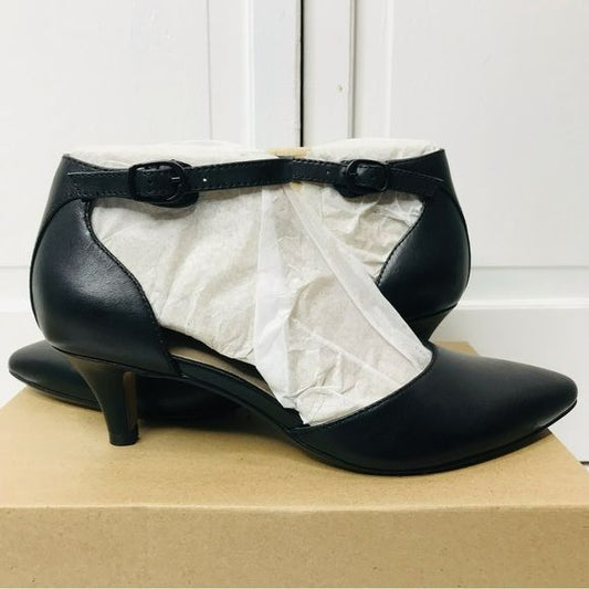 COLLECTION BY CLARKS Black Leather Linvale Edyth Kitten Heels Size 7.5M