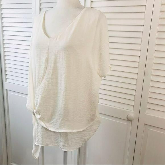 A.N.A. White Knotted Front Blouse Size XL