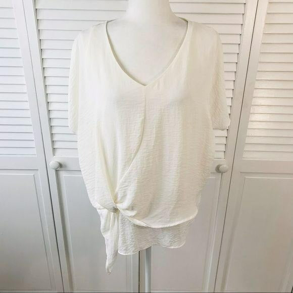 A.N.A. White Knotted Front Blouse Size XL