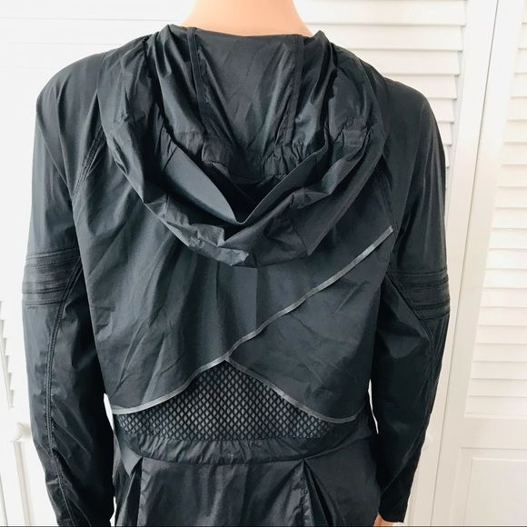 ATHLETA Black Lightweight Windbreaker Size S