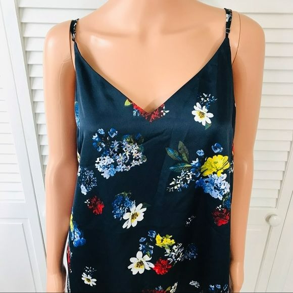 BANANA REPUBLIC Navy Blue Floral V-Neck Spaghetti Strap Shirt Size XL (new with tags)