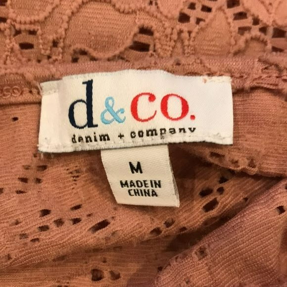 D & CO. Denim + Company Pink Scoop Neck Lace Shirt Size M