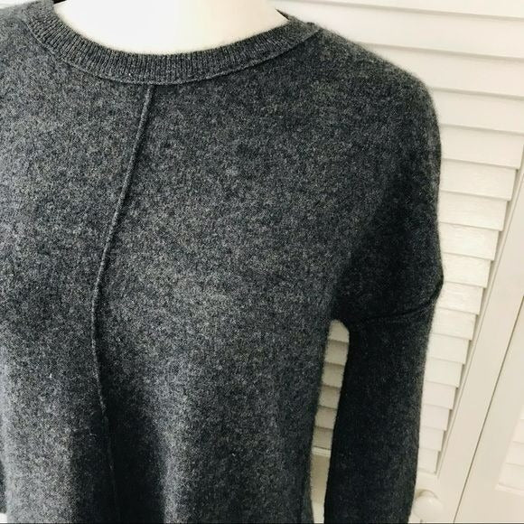 CATHERINE MELANDRINO Gray Cashmere Sweater
