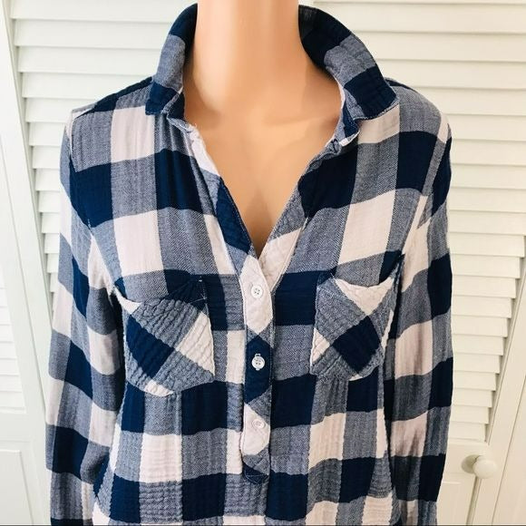 BELLA DAHL Blue White Plaid V-Neck Button Down Shirt Size M