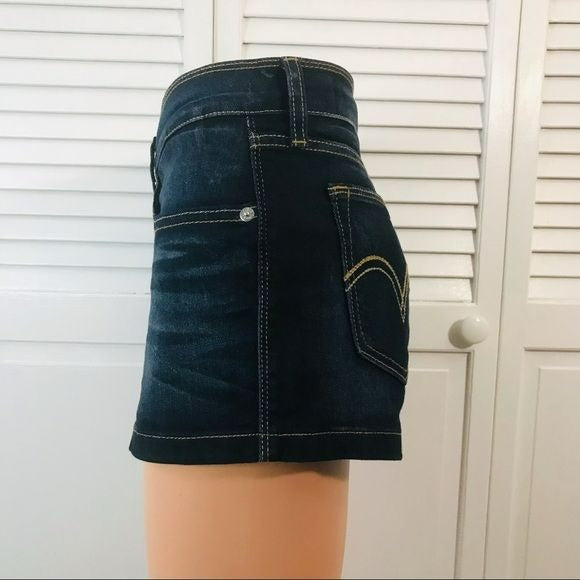 LEVI’S Dark Blue Jean Shorts