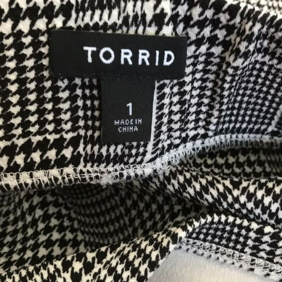 TORRID Black White Pencil Skirt Size 1X