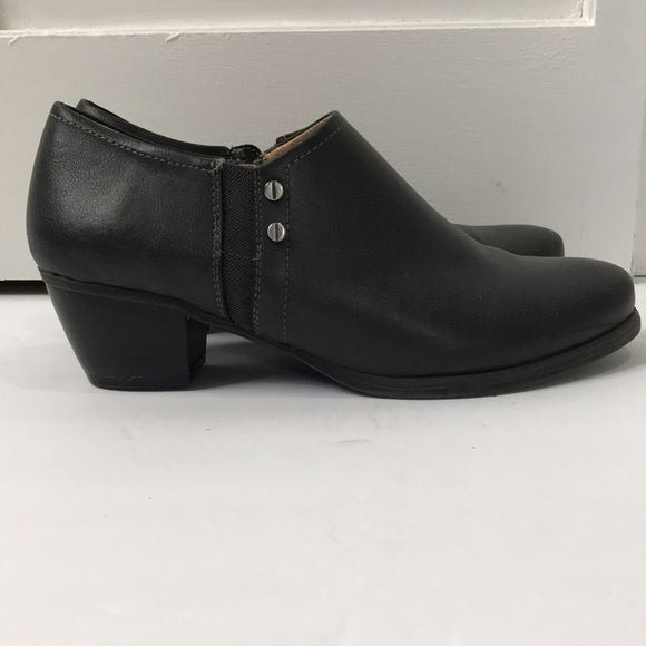 NATURALIZER Black Block Heel Ankle Booties Size 6.5M