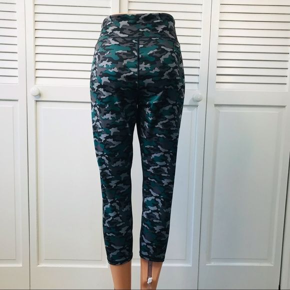 POWERHOLD By Fabletics Green Camouflage Leggings Size XL