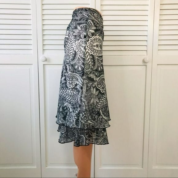 BRIGGS Petite Paisley Ruffle Skirt Size M