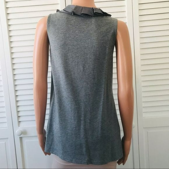 NEW YORK & COMPANY V-Neck Tank Top