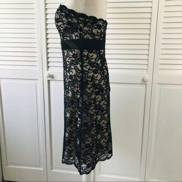 WHITE HOUSE BLACK MARKET Black Lace Dress