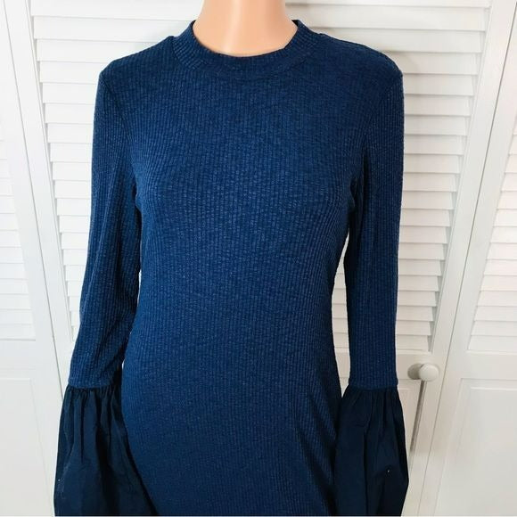 CAD Bell Sleeve Bodycon Navy Bell Sleeve Sweater Dress Size XL *NWT*