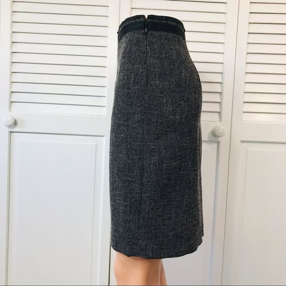THE LIMITED Gray Black Pencil Skirt