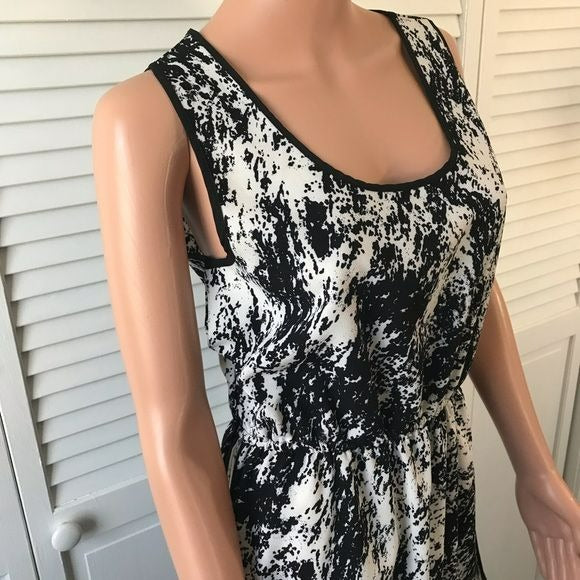 OLIVE + OAK Black White Spatter Sleeveless Dress Size L (new with tags)