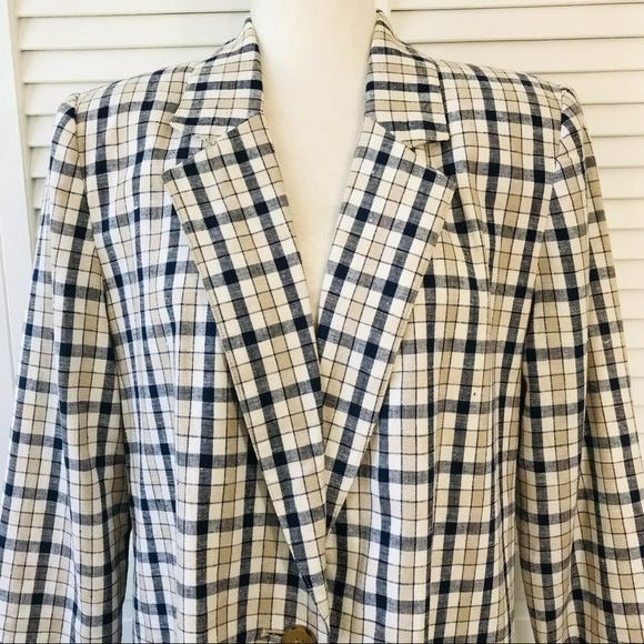 REQUIREMENTS Plaid Blazer Size 14