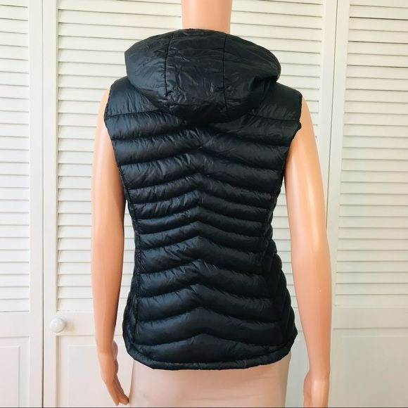 DOWN BY BY BERNARDO Black Lightweight Puffer Vest Size M