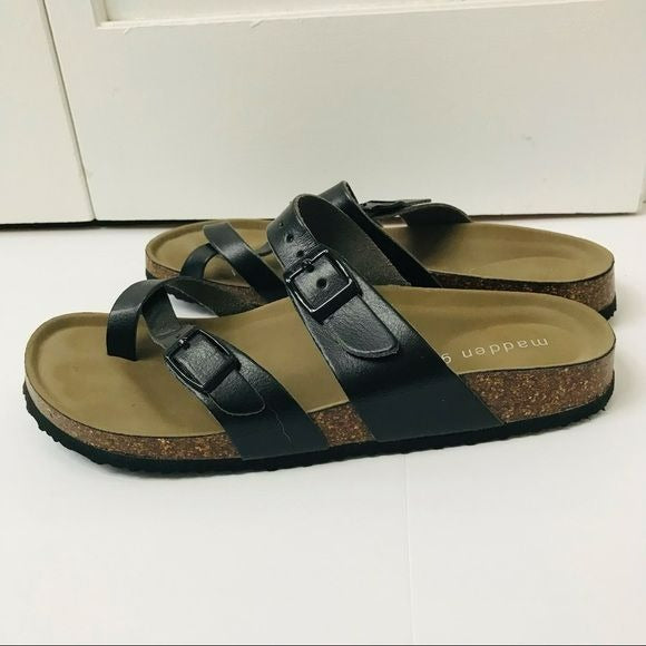 MADDEN GIRL Black Bryceee Footbed Sandals Size 7M