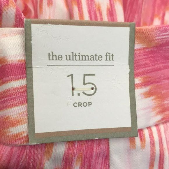 *NEW* CHICO’S Bold Ikat Slim Crop Pant Size M