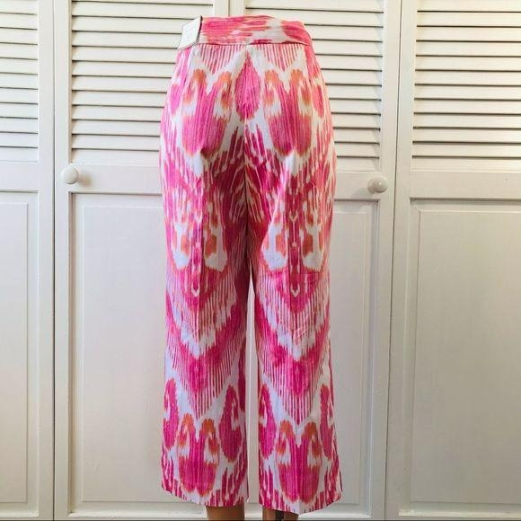 *NEW* CHICO’S Bold Ikat Slim Crop Pant Size M