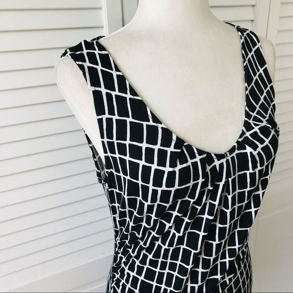 NEW YORK & COMPANY Black White Tank Top Size M