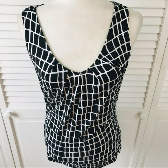 NEW YORK & COMPANY Black White Tank Top Size M