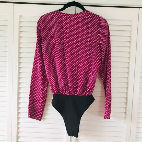 LEITH Pink Black V—Neck Blouse Bodysuit Size XS