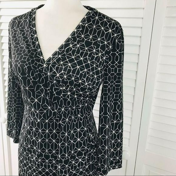 THE LIMITED Black White V-Neck Dress Size M