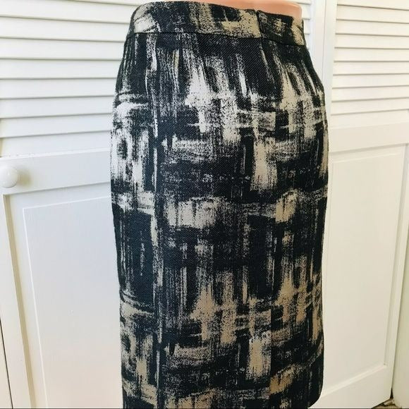 TALBOTS Black & Beige Pencil Skirt Size 10