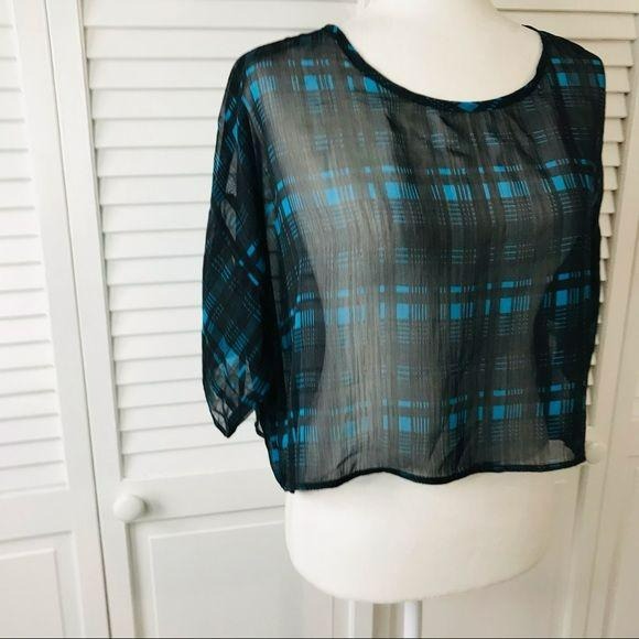 *NEW* MILLAU Black Blue Plaid Oversized Crop Top Size S